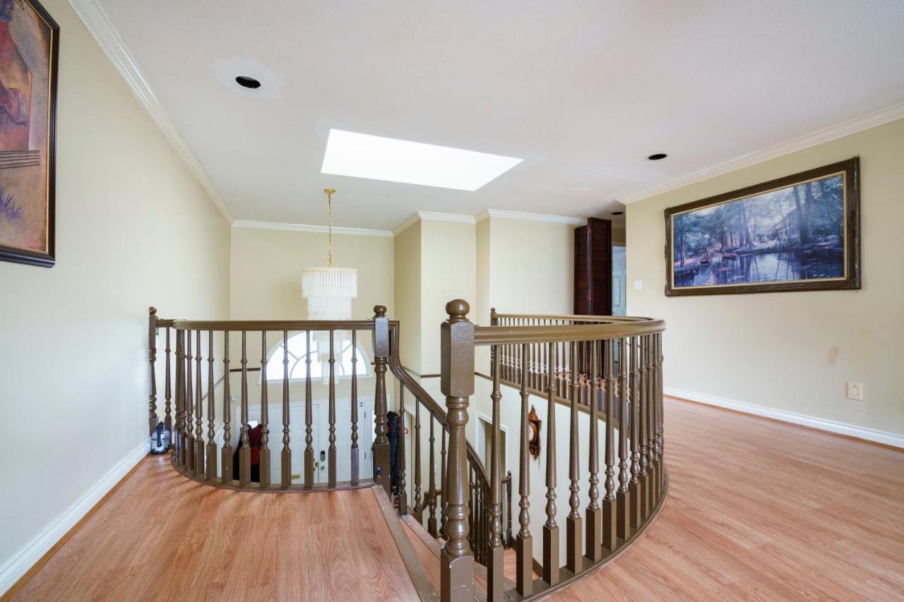 Fraser River Richmond Bed And Breakfast Экстерьер фото
