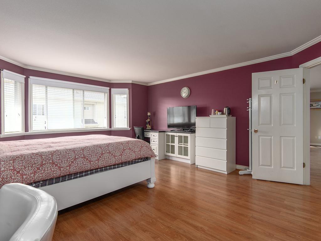 Fraser River Richmond Bed And Breakfast Экстерьер фото